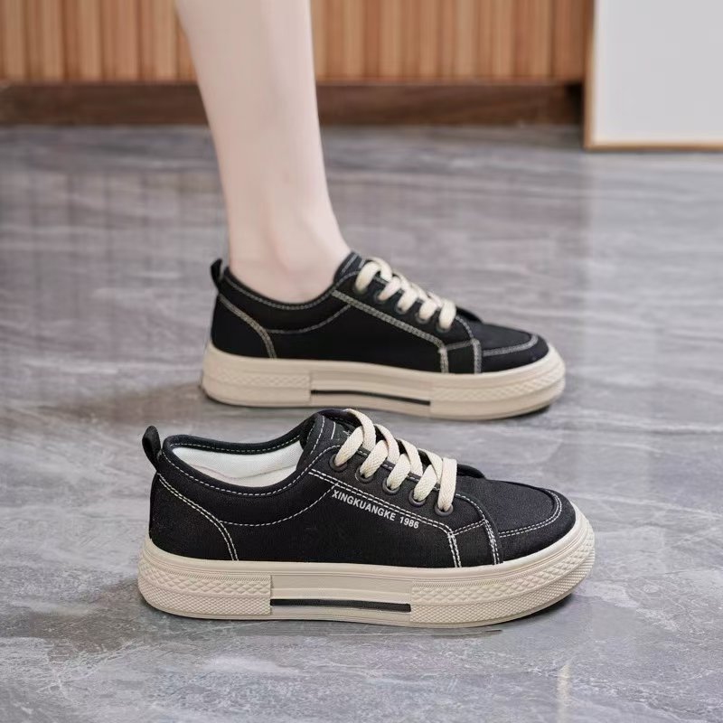 The 2025 summer campus sail cloth shoes are casual, low-top, versatile, breathable, Korean-style flat, fashionable and simple sneakers for women full figure