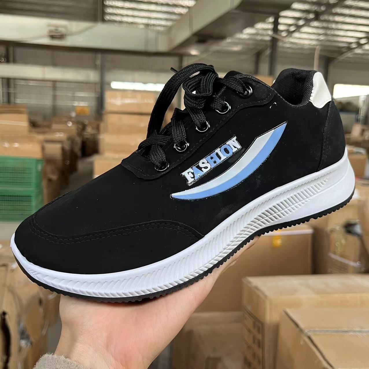 Men's breathable mesh sports shoes are now available for spring and summer. Trendy men's casual shoes and men's shoes are available for one-piece consignment Specification drawing