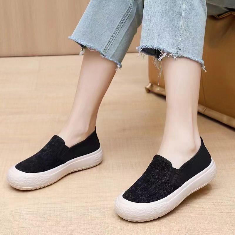 Casual shoes for women 2024 new style, one-step lazy shoes, soft-soled women's shoes, versatile and breathable fisherman shoes for women, export consignment Specification drawing