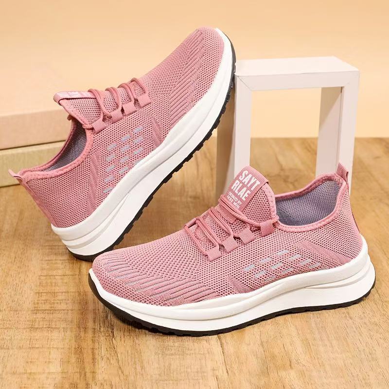 Autumn new women's shoes: Breathable soft-soled single shoes, flying mesh shoes, lightweight and comfortable sports shoes, gift shoes, men's shoes Application Scenario
