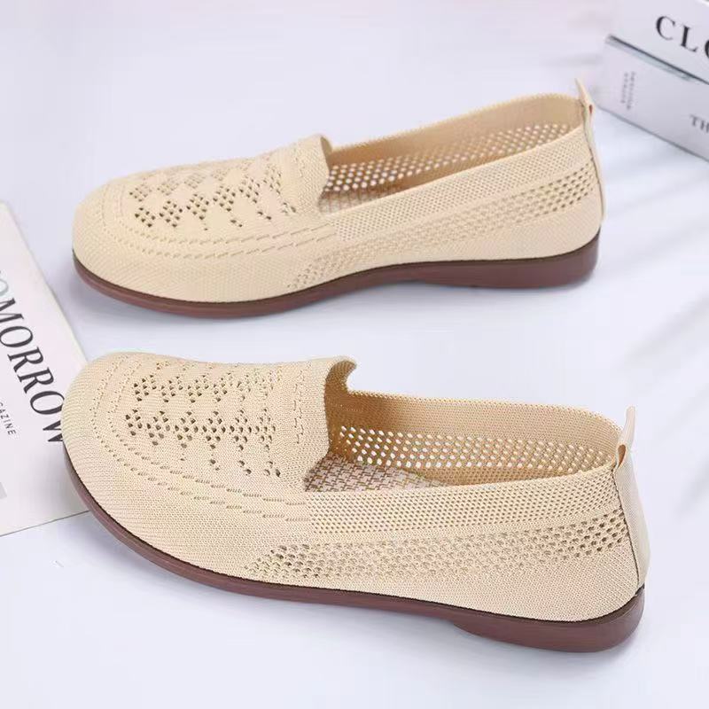 Women's autumn new style shoes: one-foot net shoes, bean shoes, soft-soled women's sandals, flat breathable mom shoes, women's shoes Application Scenario