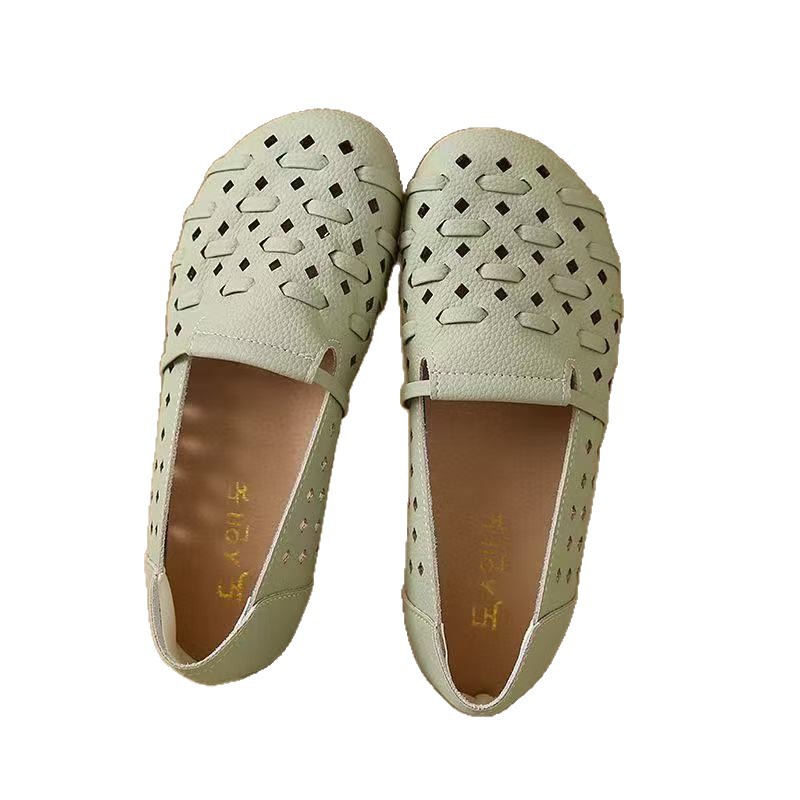 Retro soft-soled single shoes for women 2025 summer new style, perforated, breathable, casual, flat, round toe, comfortable women's shoes Item Picture