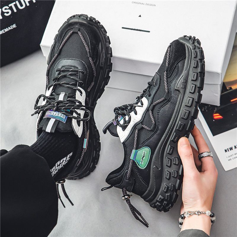 New breathable mesh sports shoes for men in spring, trendy and versatile white thick-soled anti-slip dad shoes Application Scenario