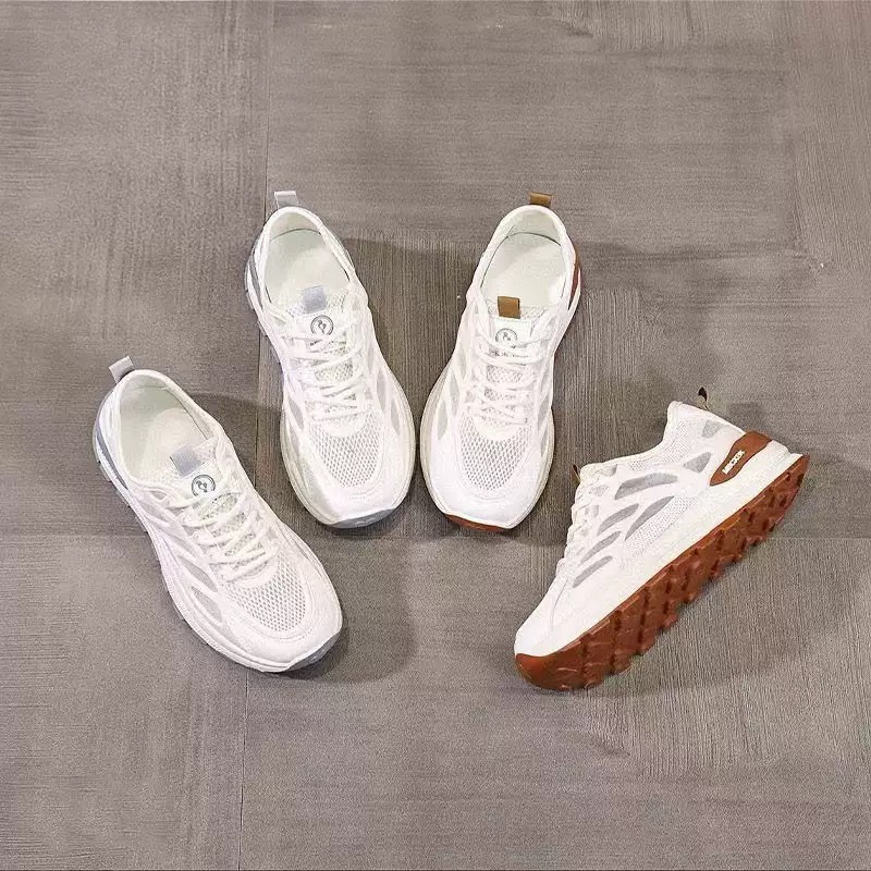 Women's shoes 2022 New versatile white sneakers, online shoes, casual shoes, children's flying woven breathable sports shoes, cross-border wholesale for foreign trade Application Scenario