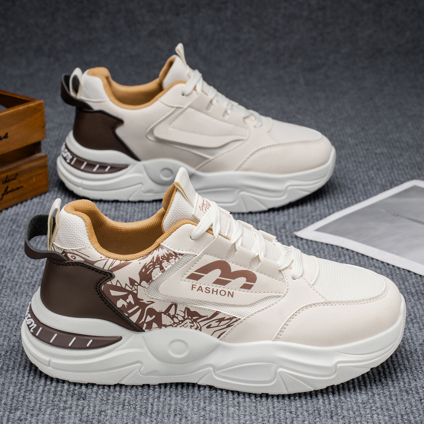 New breathable mesh sports shoes for men in summer, trendy and versatile white sneakers, thick-soled casual dad shoes for men Application Scenario