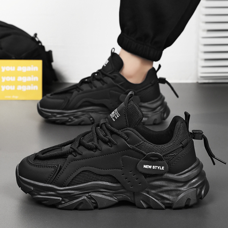 New summer men's shoes: Breathable mesh shoes for men, trendy and versatile thick-soled men's sports shoes, casual dad shoes for men full figure