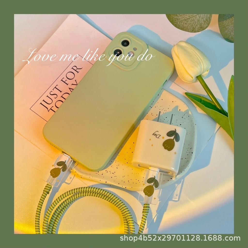 The new Apple charger protection case and data cable cover are suitable for Apple 18W/20W chargers with tpu off-white color Specification drawing