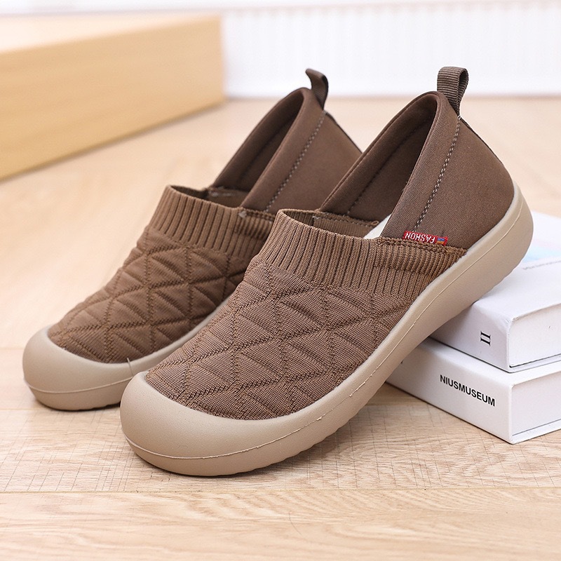 Spring and Autumn's new women's cloth shoes with soft soles and soft surfaces, fashionable mom shoes that can be worn on one foot, light, comfortable and anti-slip work shoes for export Specification drawing