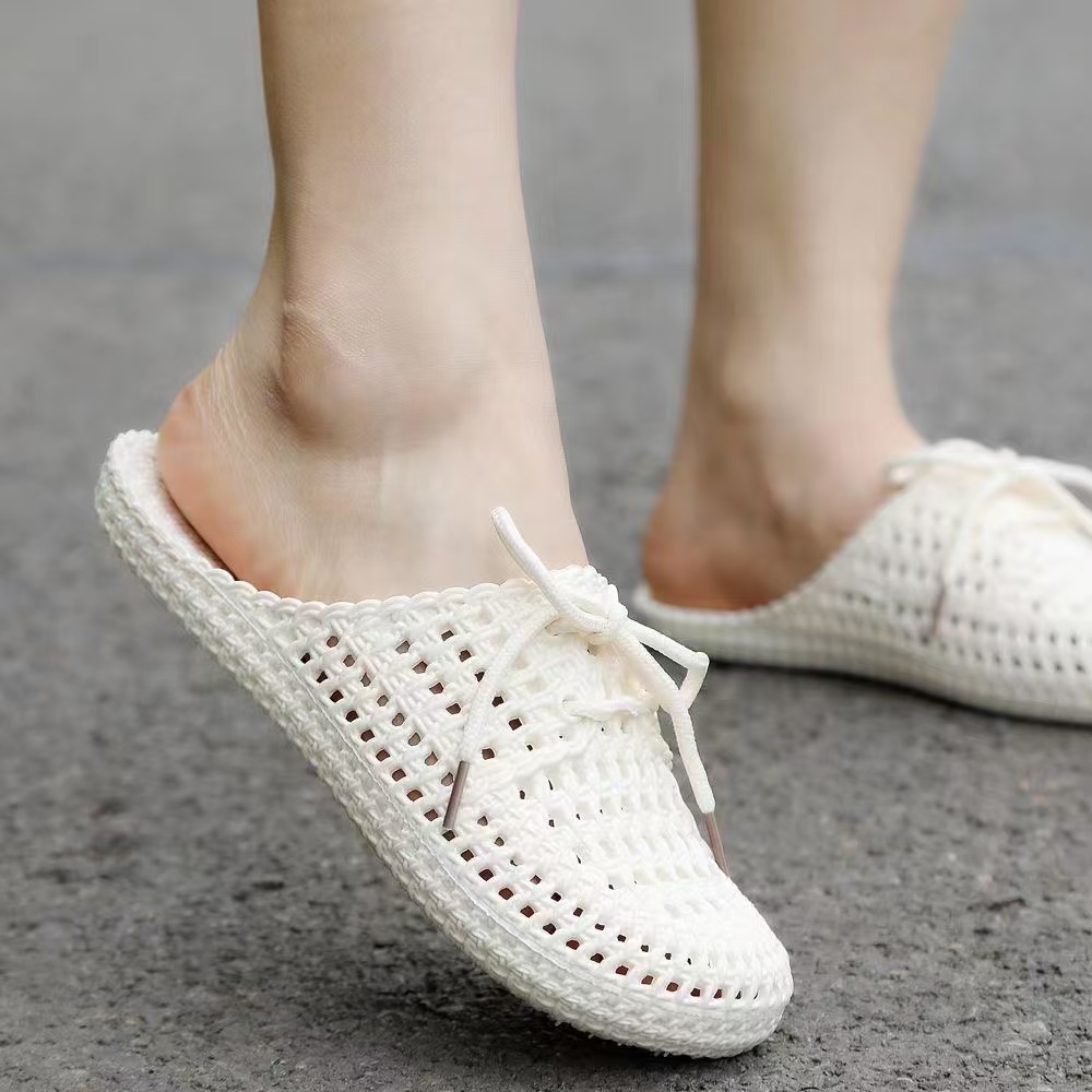 In-stock 2025 new style Baotou slippers for women's summer, versatile, trendy and fashionable for outerwear, student dormitory and home women's cool slippers Application Scenario