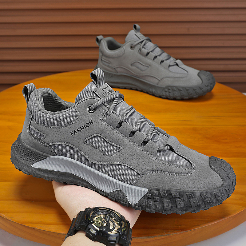 New men's hiking shoes for spring and summer, breathable, anti-slip and wear-resistant sports shoes for construction work, casual board shoes and work safety shoes full figure