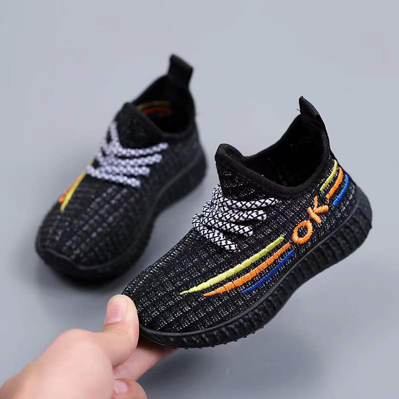 Wholesale of new summer 2024 Coconut shoes, breathable soft-soled sports shoes and low-top girls' casual shoes full figure