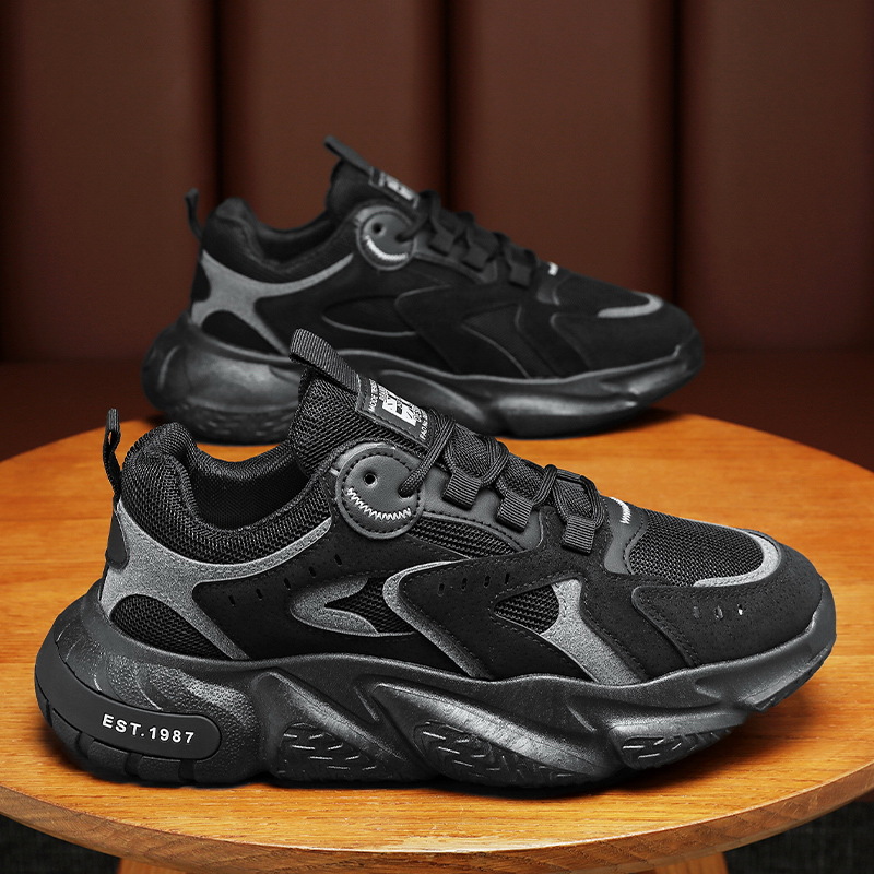 New breathable work safety shoes for men in spring, trendy and versatile men's shoes with insole height-increasing and anti-slip features, casual and sporty dad shoes Application Scenario
