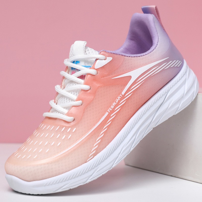 2025 Couple Spring/Summer Casual Breathable men's and women's shoes, soft soled mesh sports shoes for casual export wholesale full figure