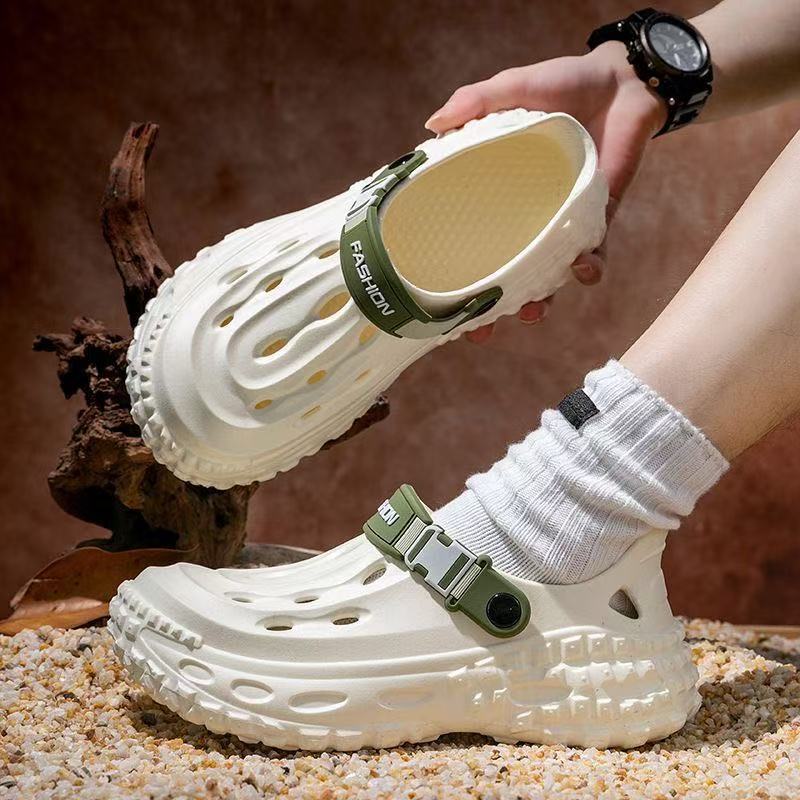 Men's sports summer outerwear sandal brand 2025 Beach outdoor anti-slip thick-soled slip-feeling slippers for men full figure