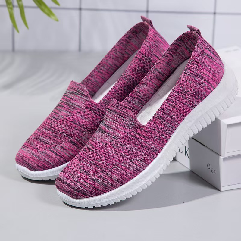 2024 Spring and Autumn New style Old Beijing cloth shoes Women's flying woven breathable sports and casual walking shoes, anti-slip soft-soled running shoes Application Scenario