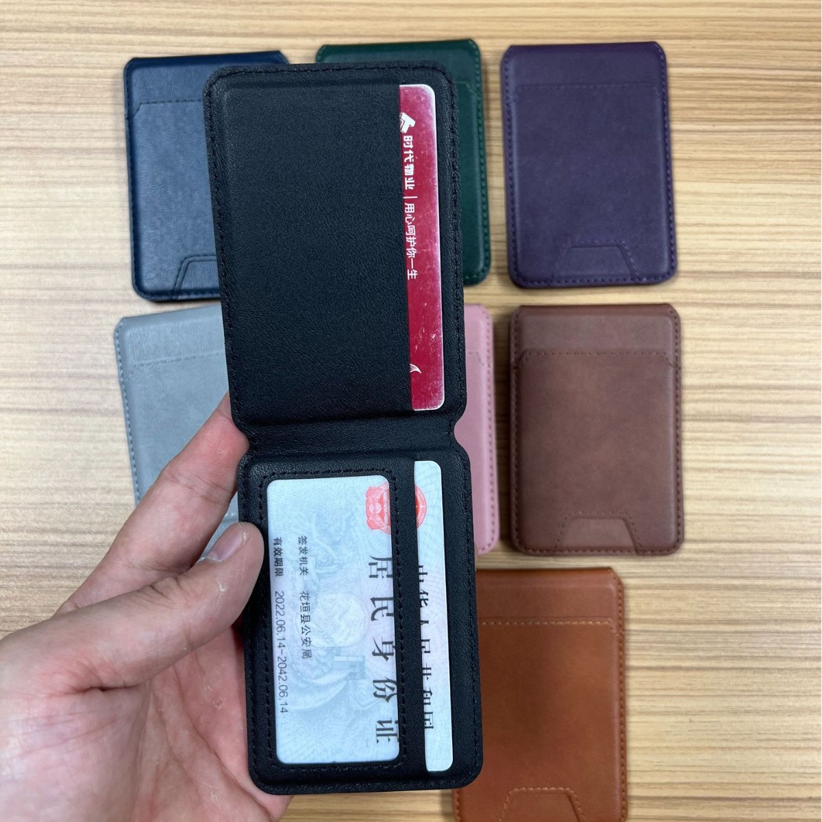 Magnetic Magsafe card packs for iPhone12/13/14/15 Plus/16 ProMax with three cards Application Scenario