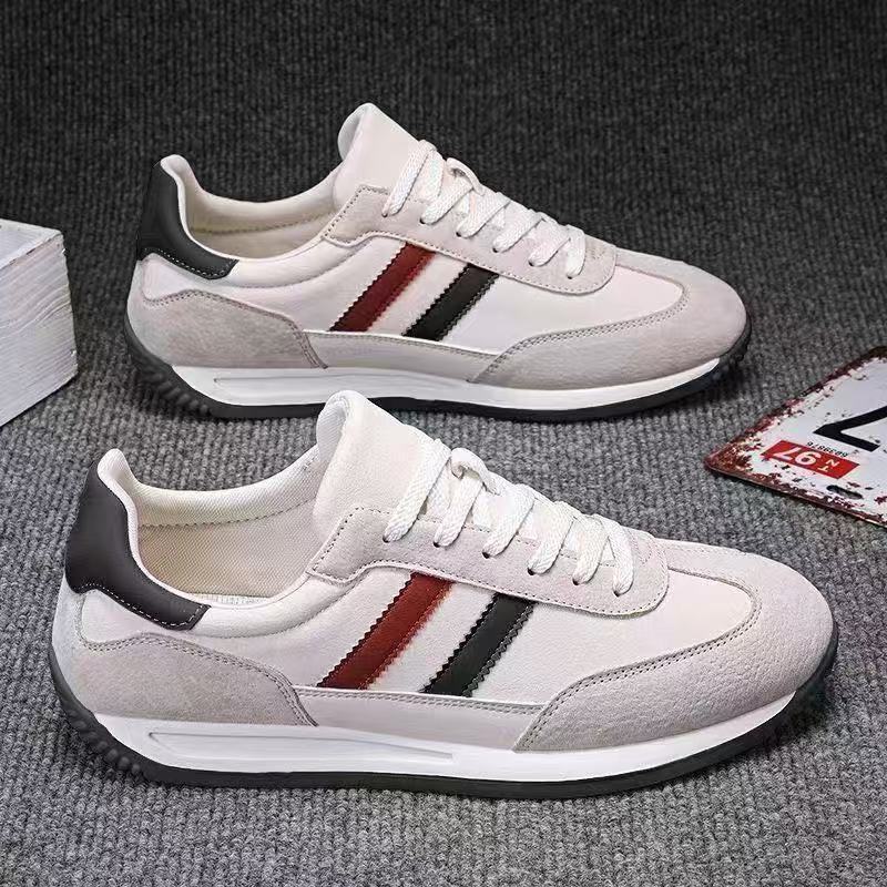 2025 New running sports shoes, summer breathable men's board shoes, Korean style trendy, lightweight, comfortable and versatile men's sports shoes full figure