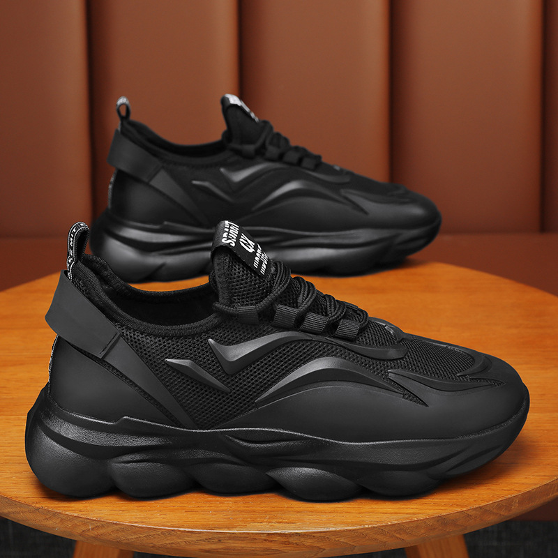 New breathable mesh shoes for men in summer, Korean style trendy and versatile height-increasing sports shoes, casual dad shoes for men full figure