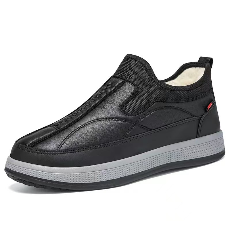 Winter old Beijing cloth shoes, men's cotton boots, fleece and thickened wool dad shoes, soft-soled, anti-slip and lightweight snow boots Item Picture