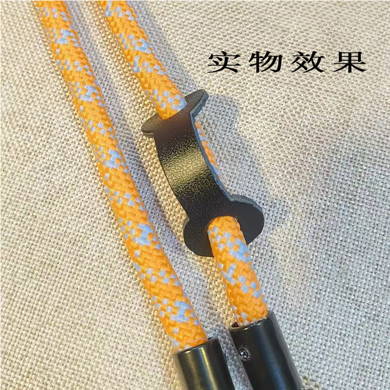 The two-hole leather buckle with wear-resistant imitation leather can be printed with patterns and logos. It is a black pu rope buckle and leather label for mobile phone lanyard accessories Application Scenario