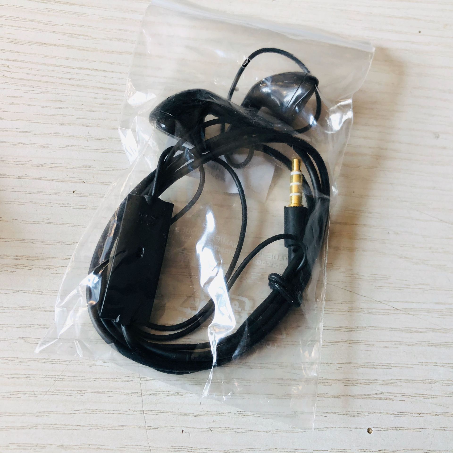 3.5mm communication YS in-ear line-controlled flat earbuds S5830 /C550 earbuds, universal mobile phone earbuds with microphone Specification drawing