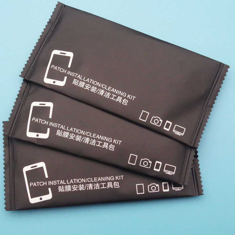 Three-piece set of mobile phone tempered film application auxiliary tool kit: needle, three cloths, alcohol bag, dust removal patch, cleaning set Application Scenario