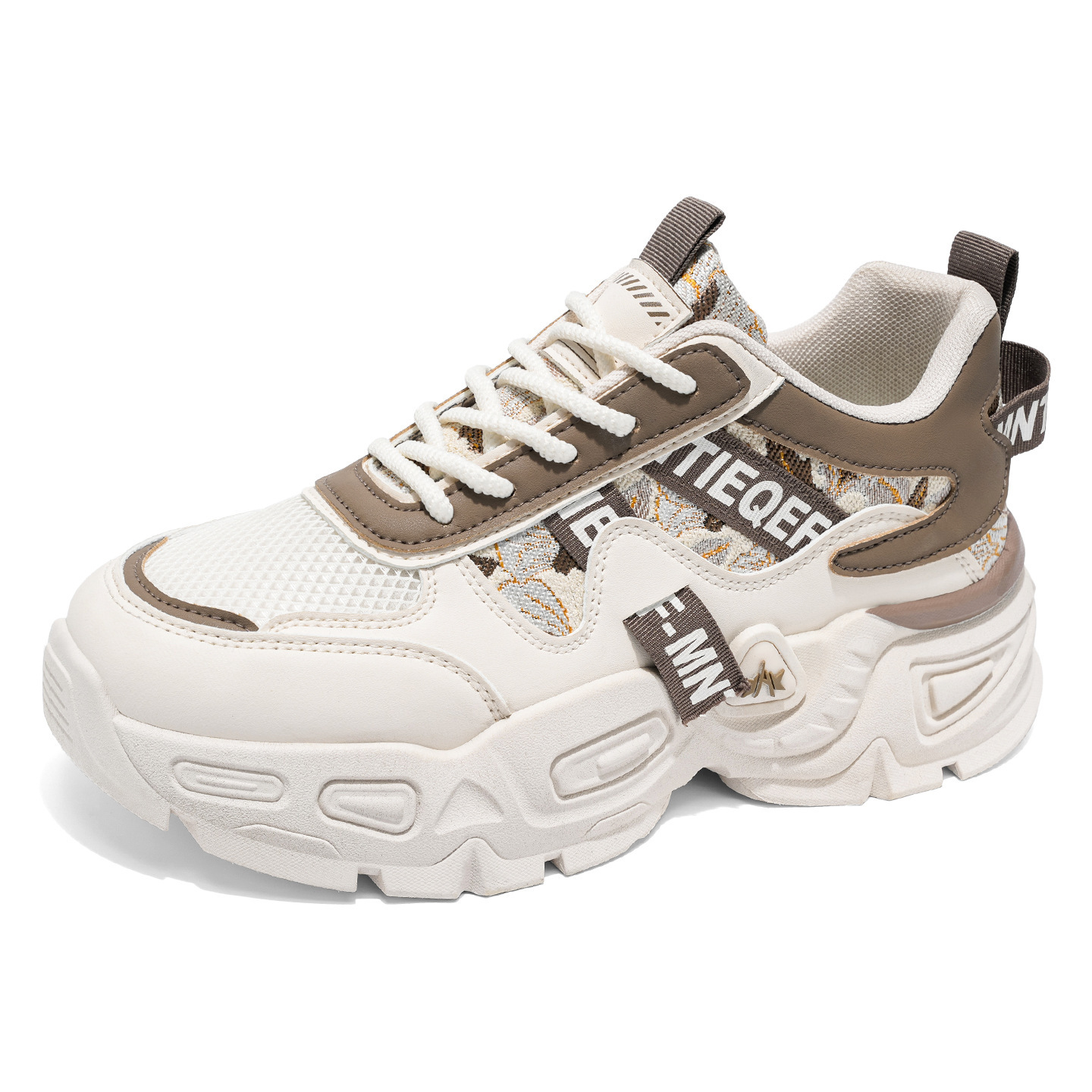 The new men's shoes for the autumn of 2025, featuring breathable mesh, are popular choices for teenagers' sports and casual wear, thick-soled trendy shoes, and soft-soled dad shoes Item Picture