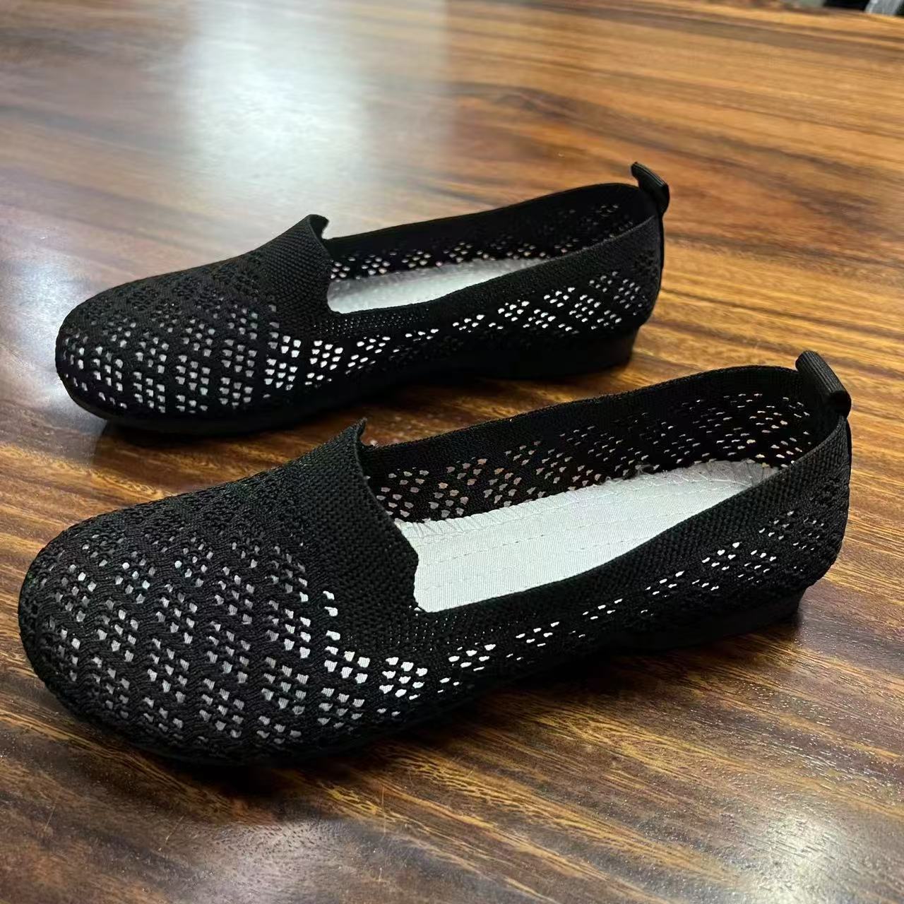 New cross-border one-step 2025 women's summer soft-soled shoes, thin mesh perforated breathable mom shoes, women's sandals full figure