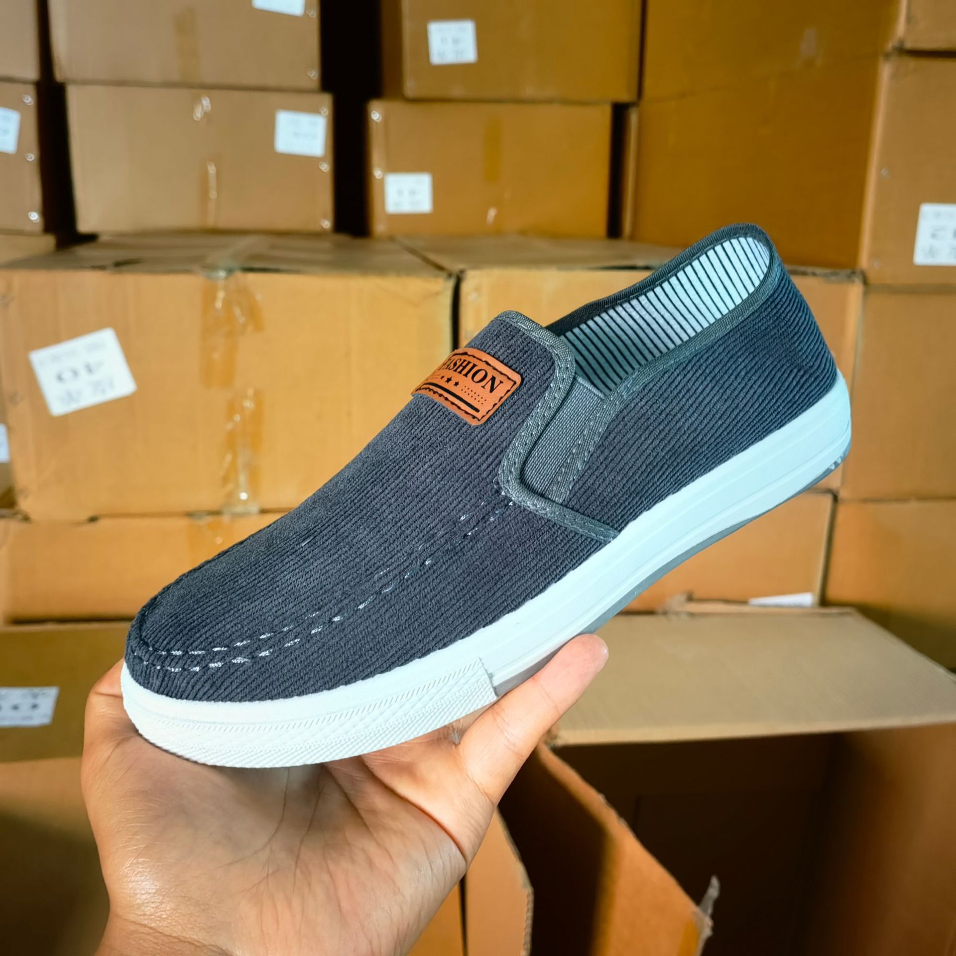 New canvas shoes for men in 2024, traditional Beijing style cloth shoes, Korean-style trendy shoes, wholesale of high-volume shoes at street stalls and night markets Specification drawing