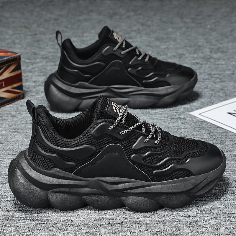 Summer men's shoes: Breathable mesh shoes, trendy and versatile thick-soled black sports shoes, casual running dad shoes full figure