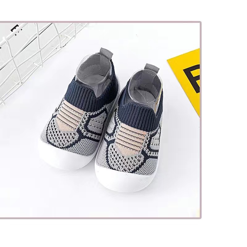Baby walking shoes, anti-slip soft-soled baby shoes, breathable sock shoes, one-step shoes for boys and girls, wholesale of spring and summer shoes and socks full figure