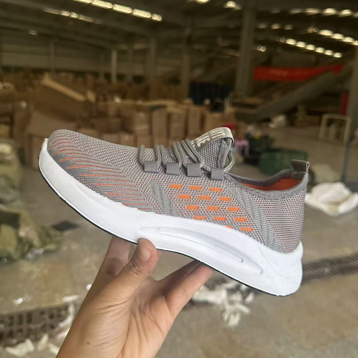 Feizhi women's shoes, breathable running shoes, new shoes for women in 2025, women's casual sports shoes, wholesale street stall shoes Application Scenario