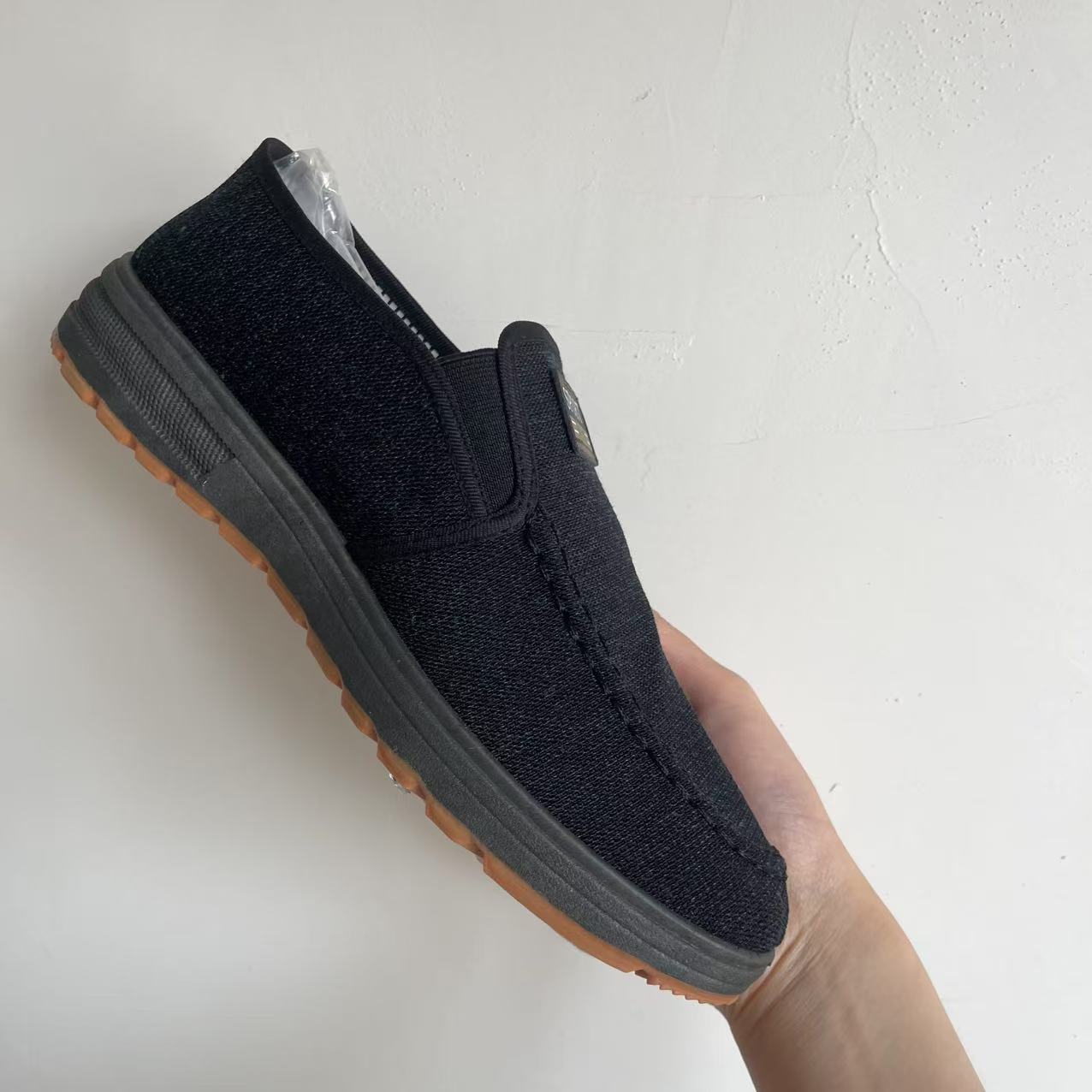 Men's shoes 2025 new autumn breathable and versatile casual flat shoes. Men can wear sporty and trendy shoes to work details Picture
