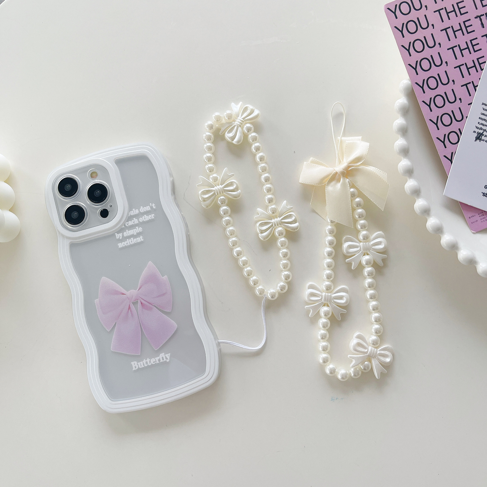 Pendant, heart-shaped, fresh and colorful beaded phone case, pearl crystal bear bracelet, pendant accessory, women's bag hanger details Picture