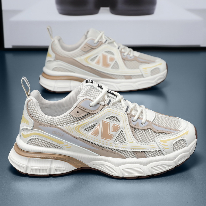New breathable mesh shoes for men in summer, Korean style trendy and versatile thick-soled sports shoes, casual dad shoes for men full figure