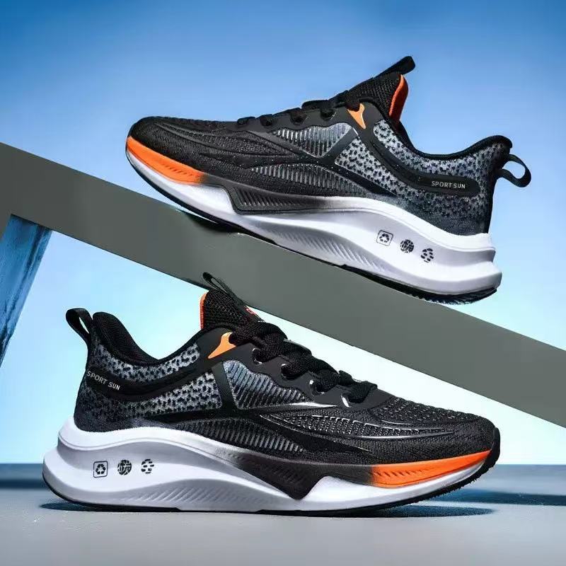Men's flying mesh running shoes are breathable, lightweight, soft-soled and comfortable. They are versatile for men's outdoor jogging and casual cross-border travel details Picture
