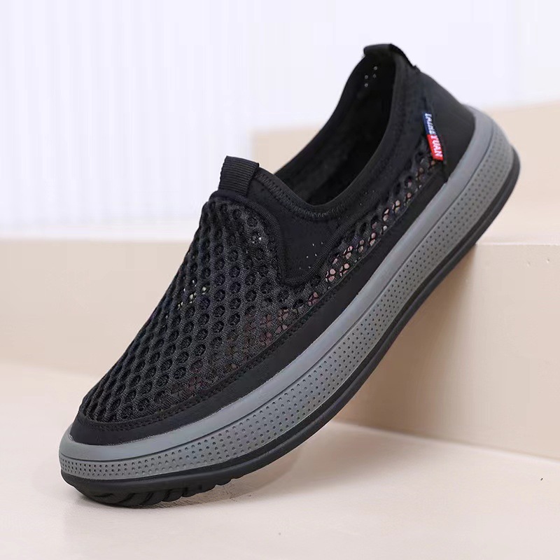 Men's net shoes for summer, casual and breathable. Soft-soled old Beijing cloth shoes, simple one-step men's shoes wholesale Application Scenario