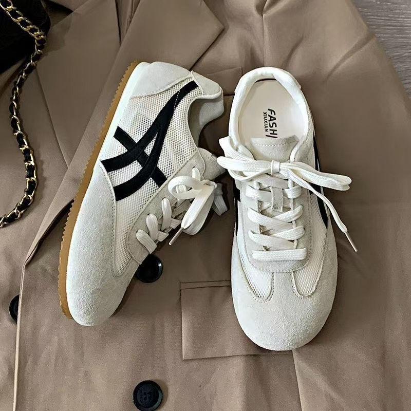 Spring/Summer 2025 multi-color De Xun women's shoes, new versatile shallow opening cross-border sports shoes, casual striped tie for export Application Scenario