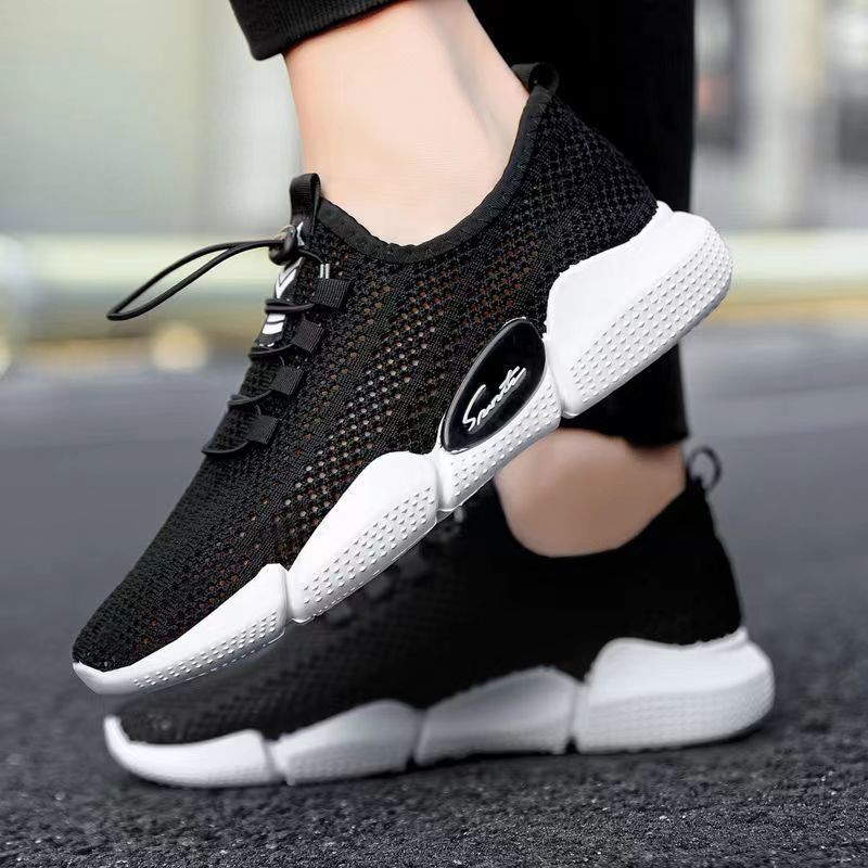 The new men's shoes for men in 2025 are popular cross-border sales. These are sports men's casual shoes made of breathable mesh Application Scenario