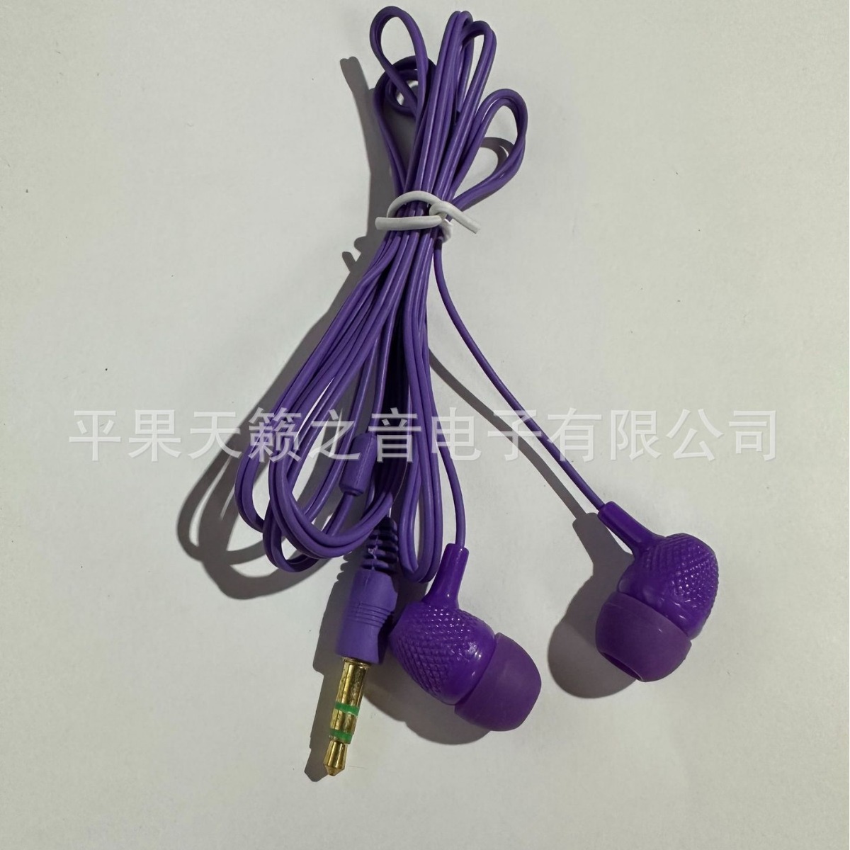 Cross-border source manufacturer Macaron in-ear MP3 headphones support consignment and free shipping Application Scenario