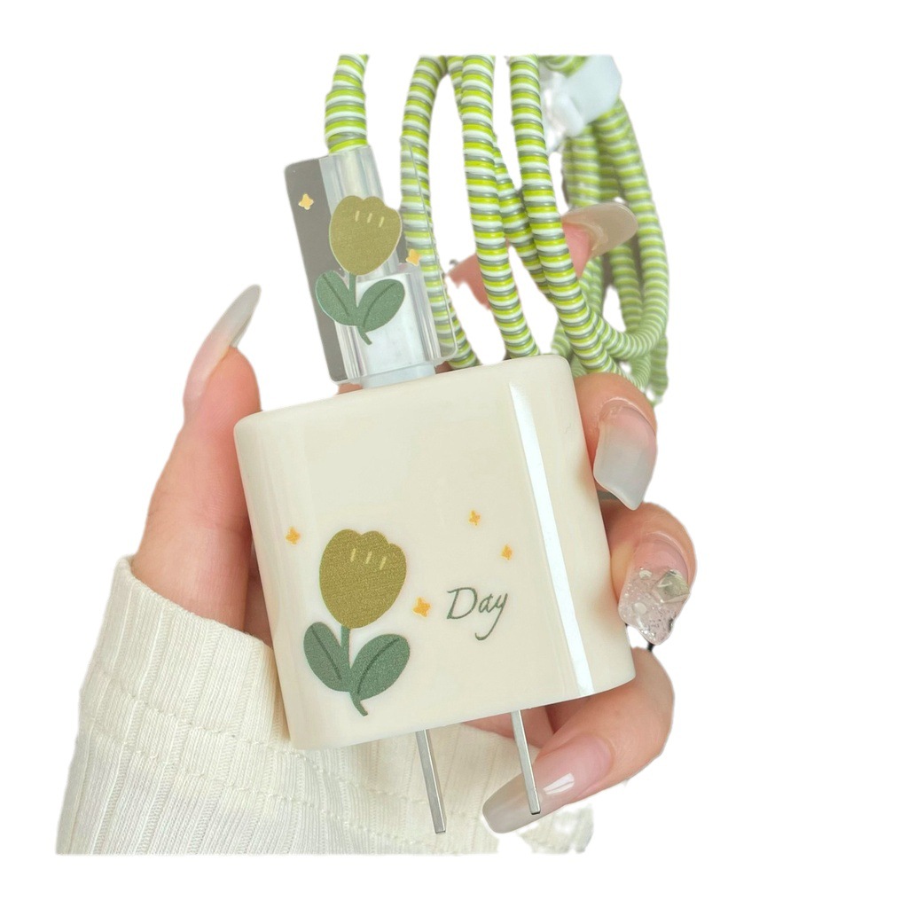 The new Apple charger protection case and data cable cover are suitable for Apple 18W/20W chargers with tpu off-white color Item Picture