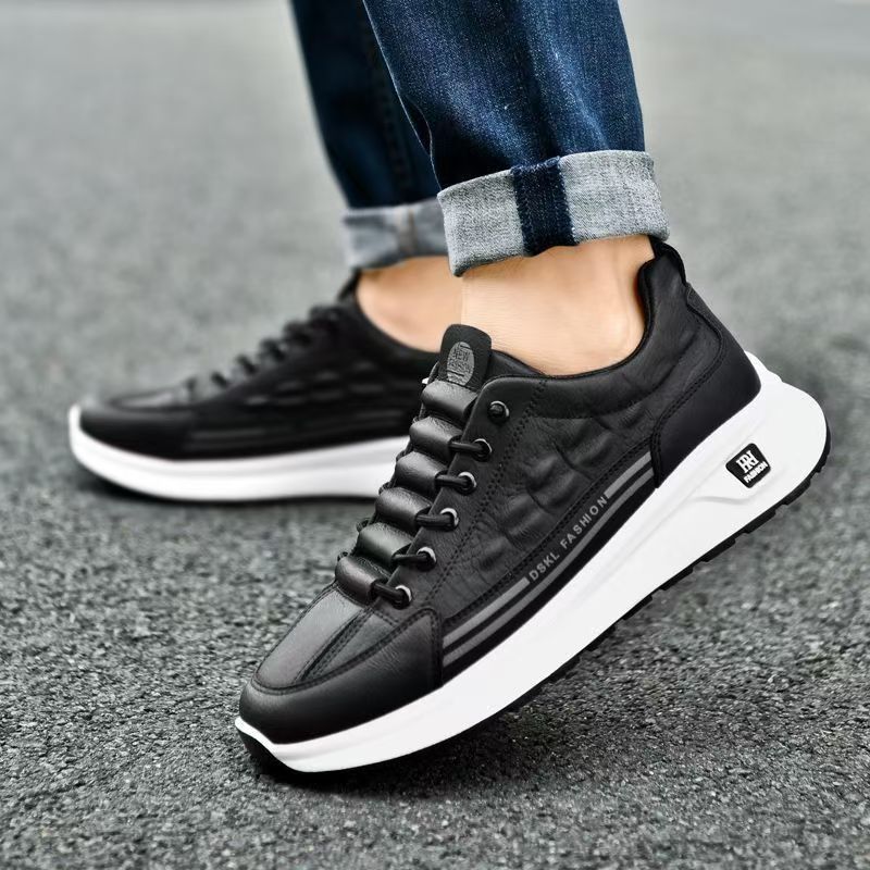 Wholesale of men's best-selling casual shoes, lightweight soft-soled sports shoes, comfortable, durable and warm shoes for autumn and winter in 2024 full figure