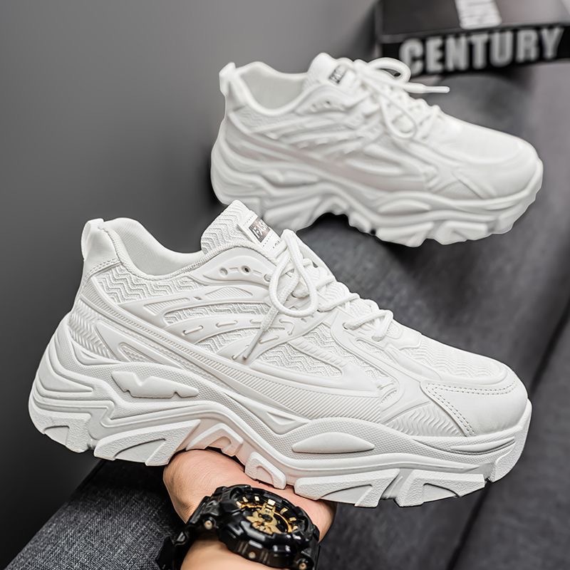 The new summer men's shoes, the Korean style trendy and versatile thick-soled sports and casual dad shoes for teenagers full figure