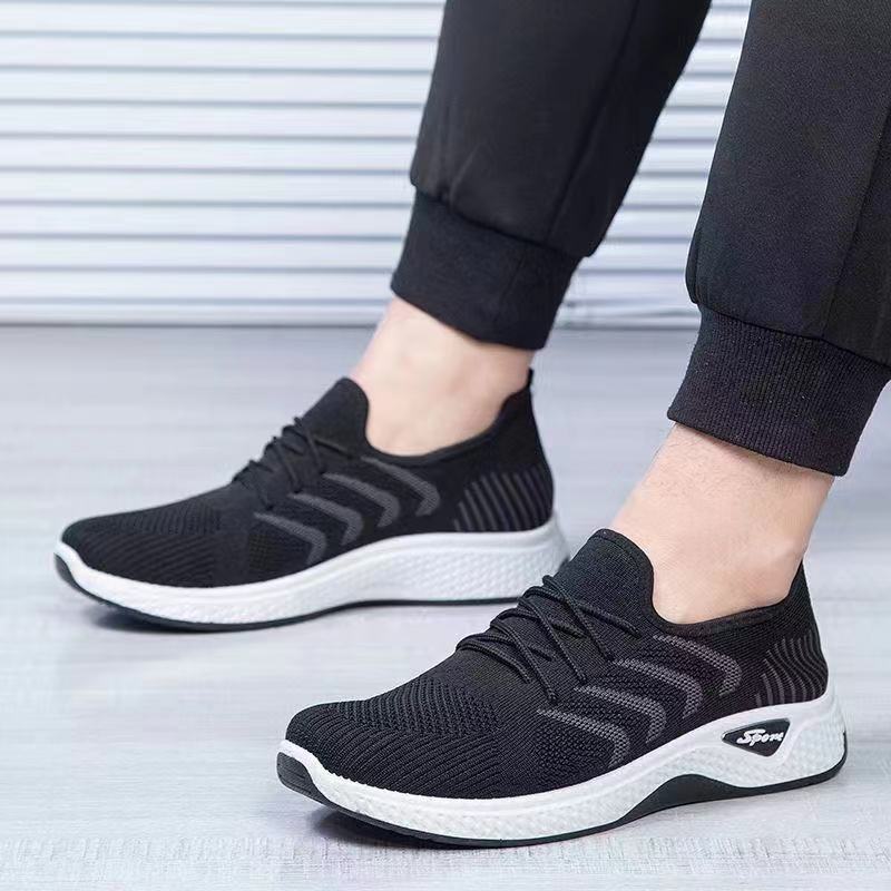 Spring and summer men's old Beijing cloth shoes, soft and comfortable, middle-aged and elderly casual shoes, men's breathable mesh cloth shoes, wholesale street stall shoes full figure