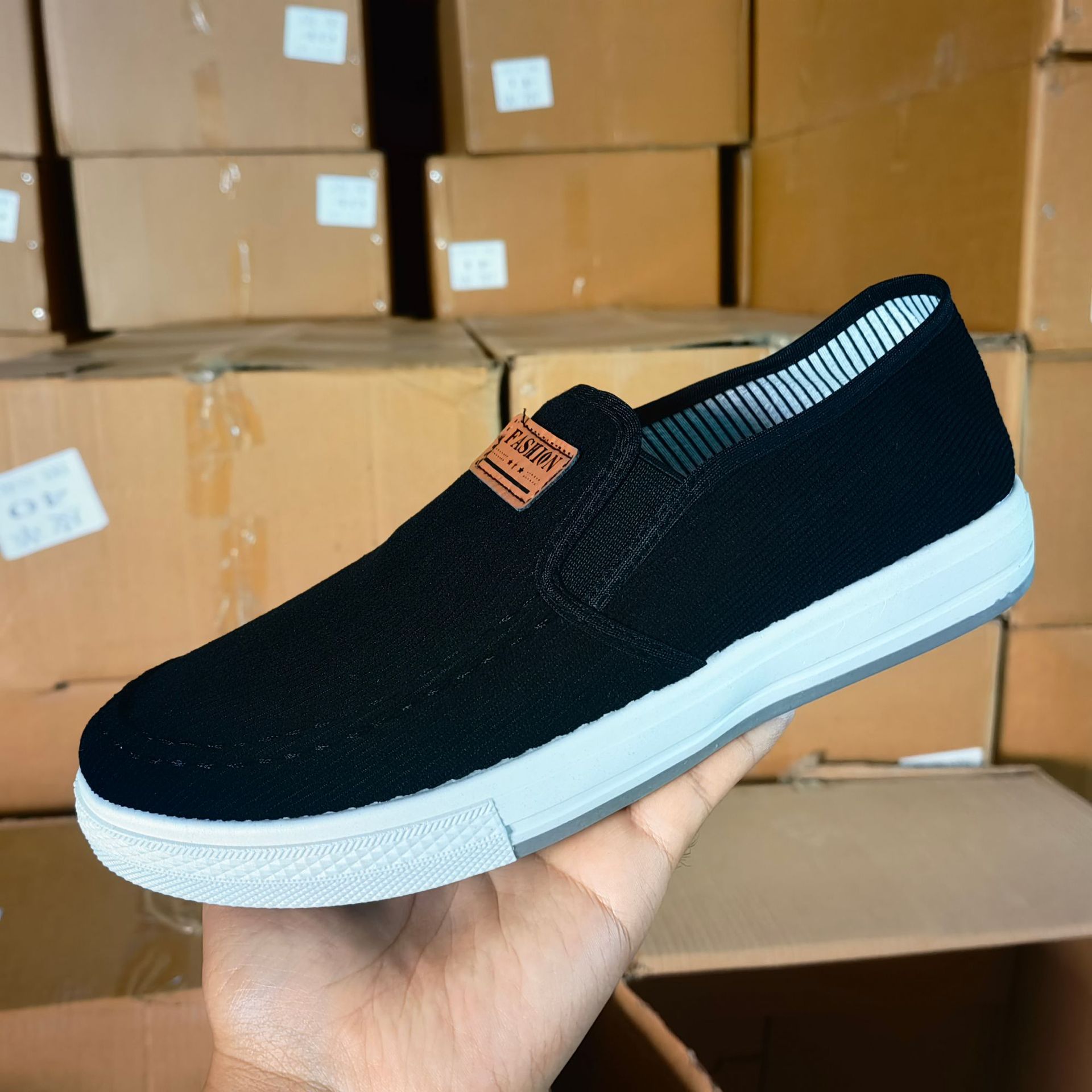 New canvas shoes for men in 2024, traditional Beijing style cloth shoes, Korean-style trendy shoes, wholesale of high-volume shoes at street stalls and night markets details Picture
