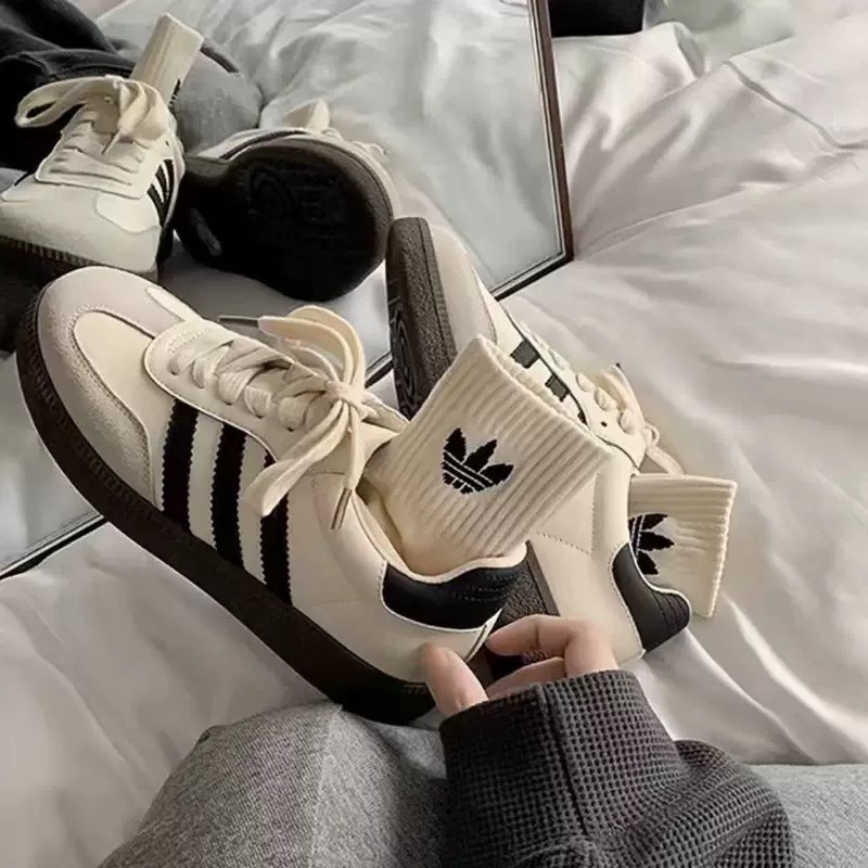 De Xun Shoes Women's 2025 New bestsellers: thick-soled, versatile white sneakers, retro Forrest Gump shoes, casual sports board shoes full figure