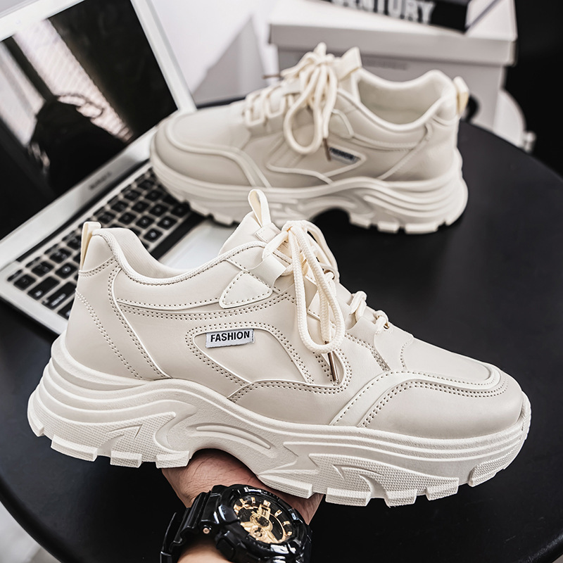 Autumn new breathable white sneakers for men, Korean style, trendy and versatile thick-soled sports shoes, casual running dad shoes for men full figure