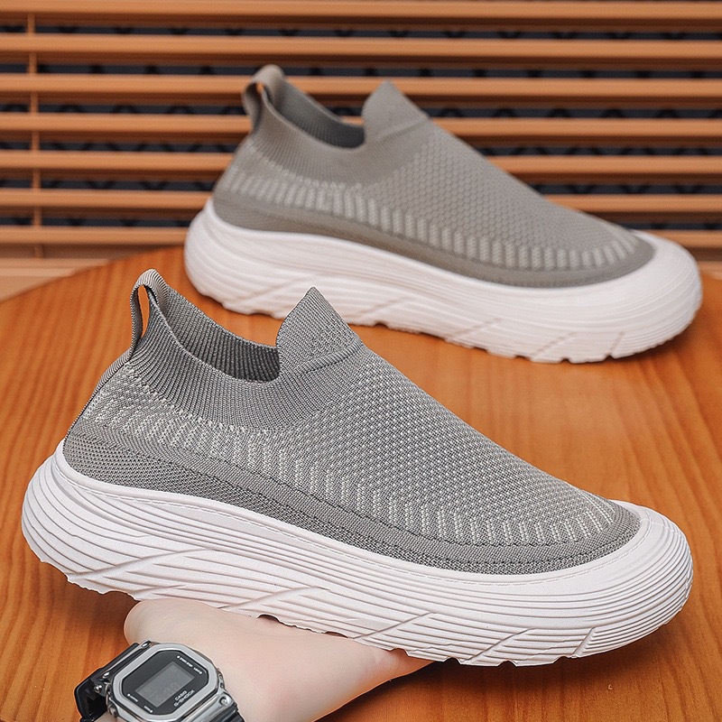 2025 Men's summer breathable mesh shoes, men's trendy and versatile thick-soled woven sports shoes, casual export wholesale Application Scenario