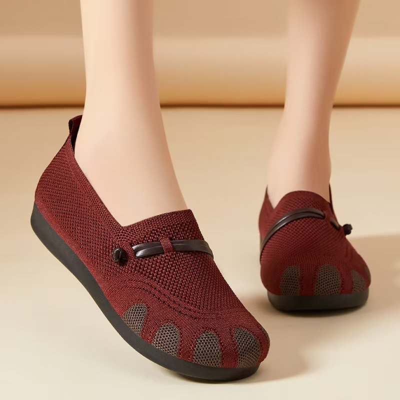 Wholesale and cross-border export of new women's shoes for Spring/Summer 2025, ethnic style, one-foot fisherman's shoes, breathable mom shoes details Picture