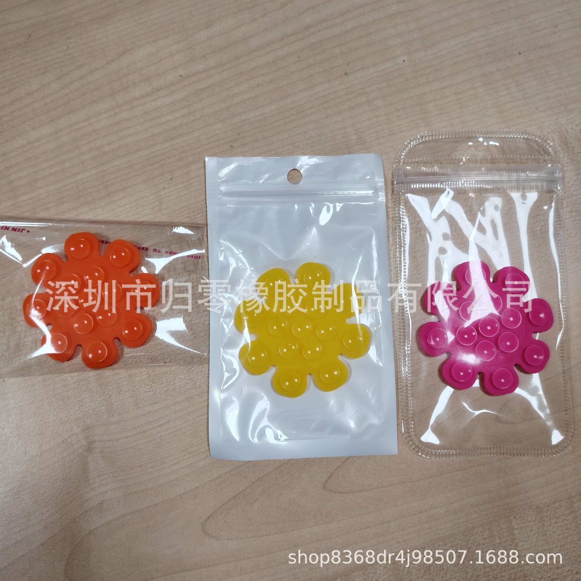 The factory's best-selling multi-functional silicone double-sided adhesive suction cup for mobile phone stickers, sunflower 15 pieces suction cup self-adhesive mobile phone stand Application Scenario